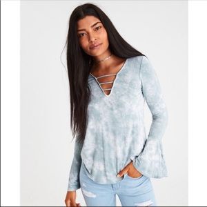 ❄️AE Soft and Sexy Boho Tie Die Bell Sleeve Top XS